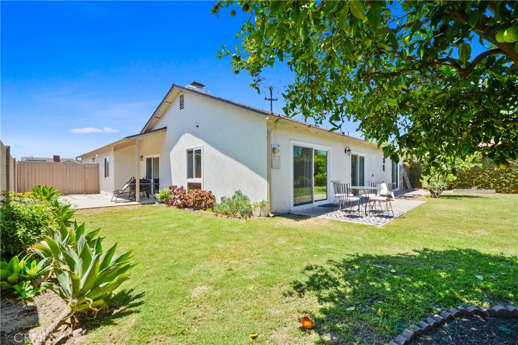 1403 E Chalynn Avenue