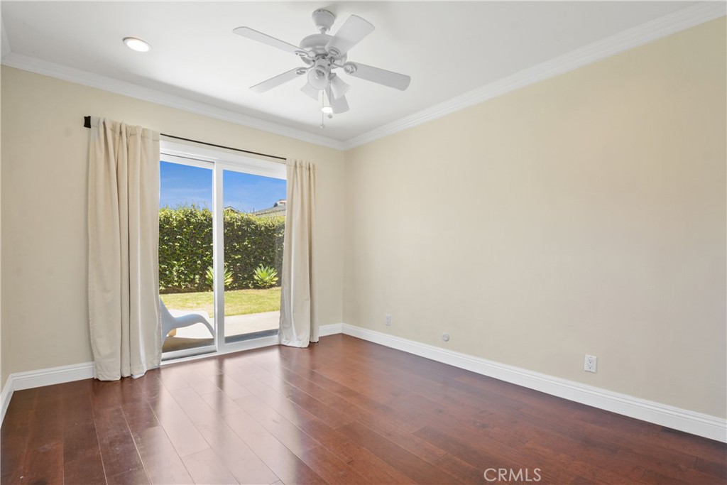 1403 E Chalynn Avenue