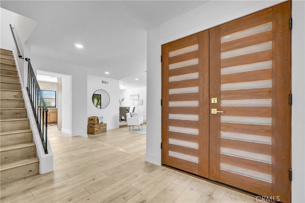 5231 Los Encantos Circle