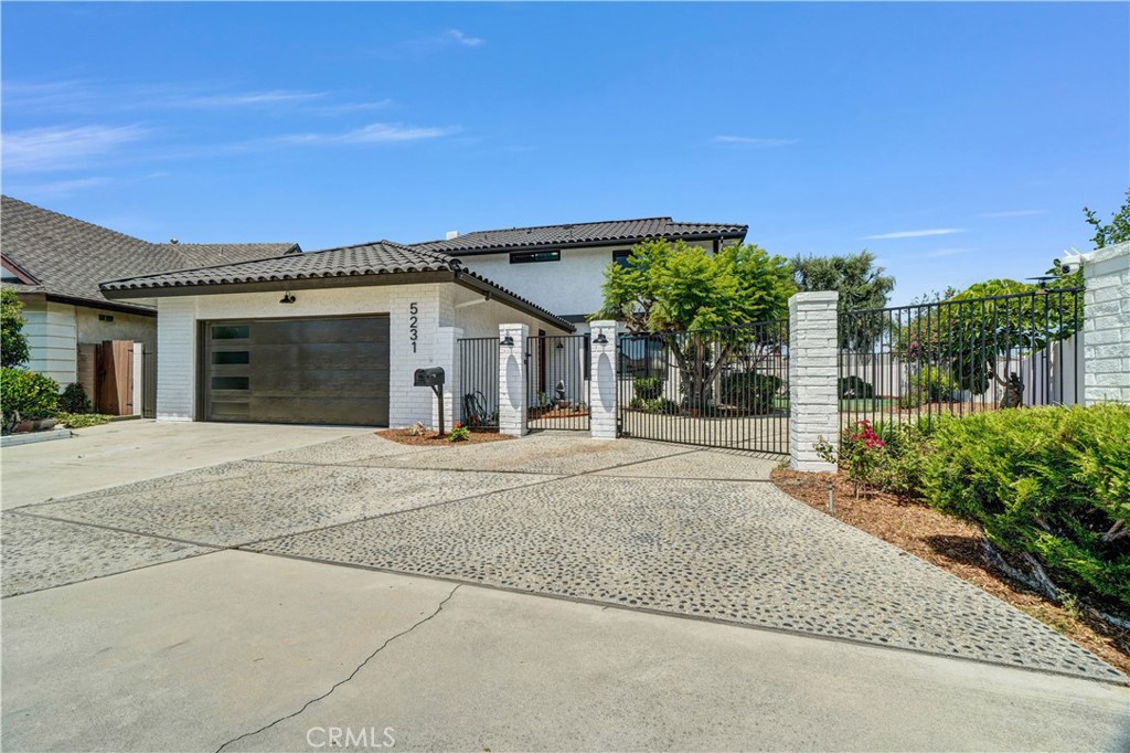 5231 Los Encantos Circle