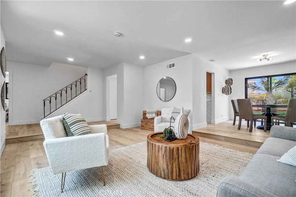 5231 Los Encantos Circle