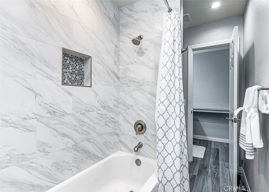 23113 Cherry Avenue 15