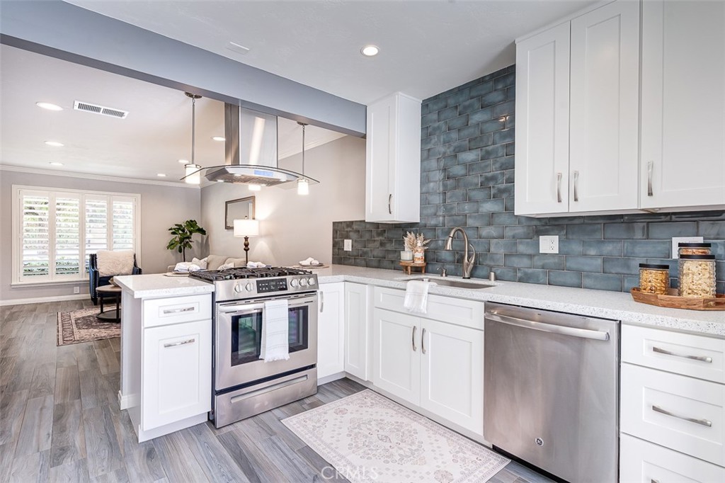 23113 Cherry Avenue 15