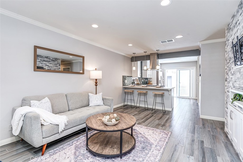 23113 Cherry Avenue 15