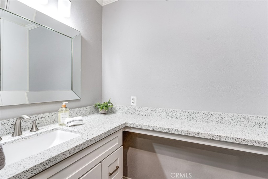 23113 Cherry Avenue 15