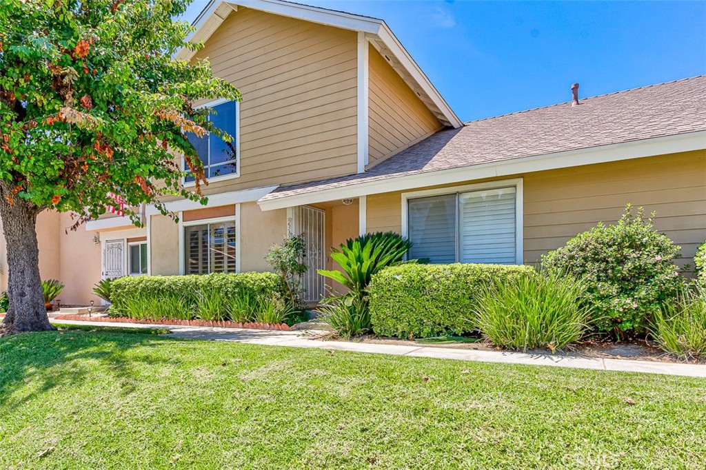 23113 Cherry Avenue 15