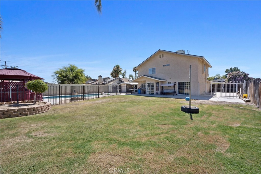 3108 Holbrook Street