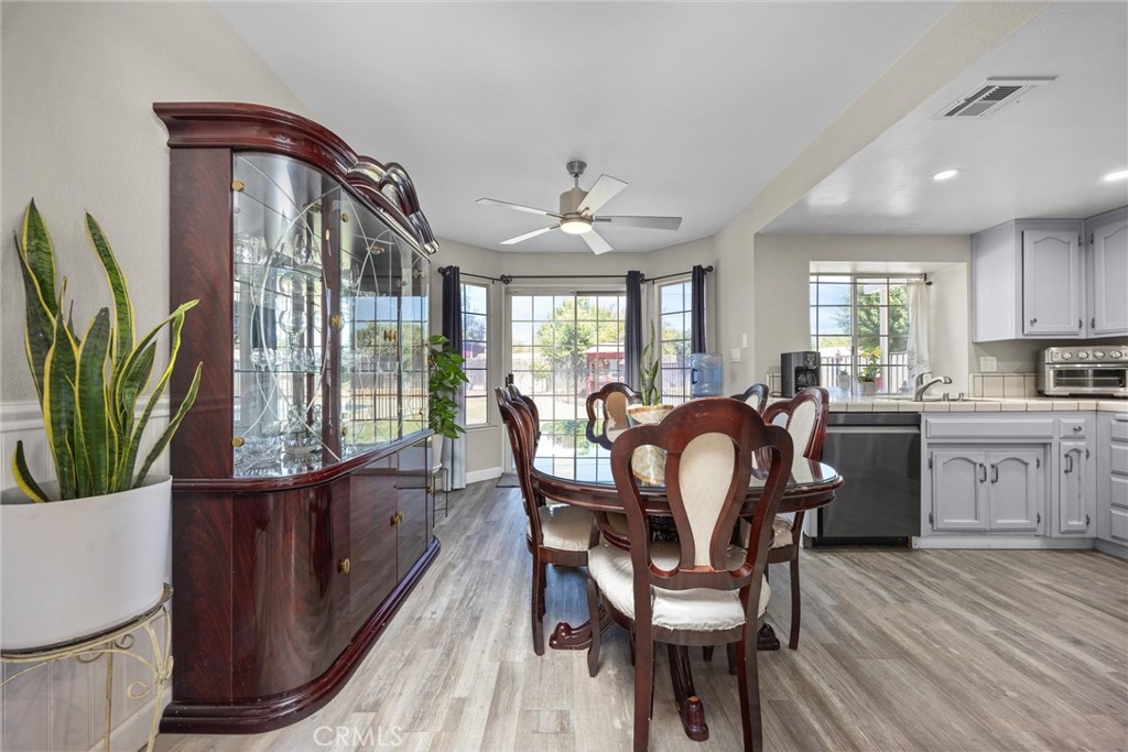 3108 Holbrook Street