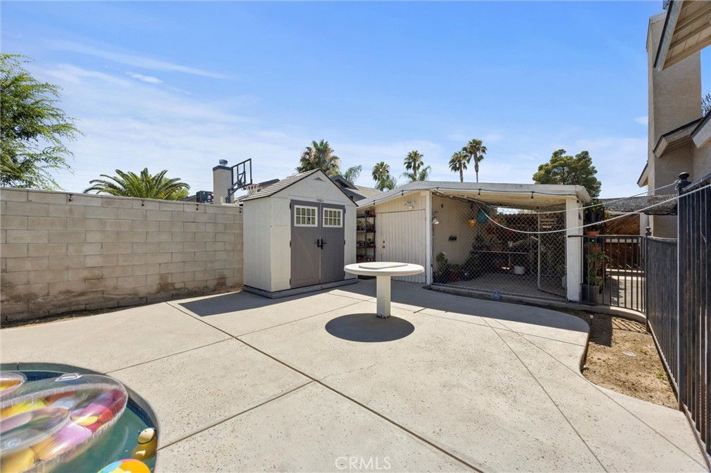 3108 Holbrook Street