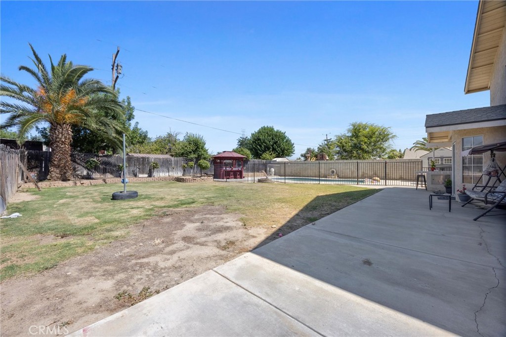 3108 Holbrook Street