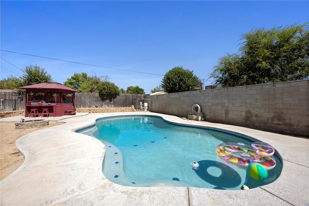 3108 Holbrook Street