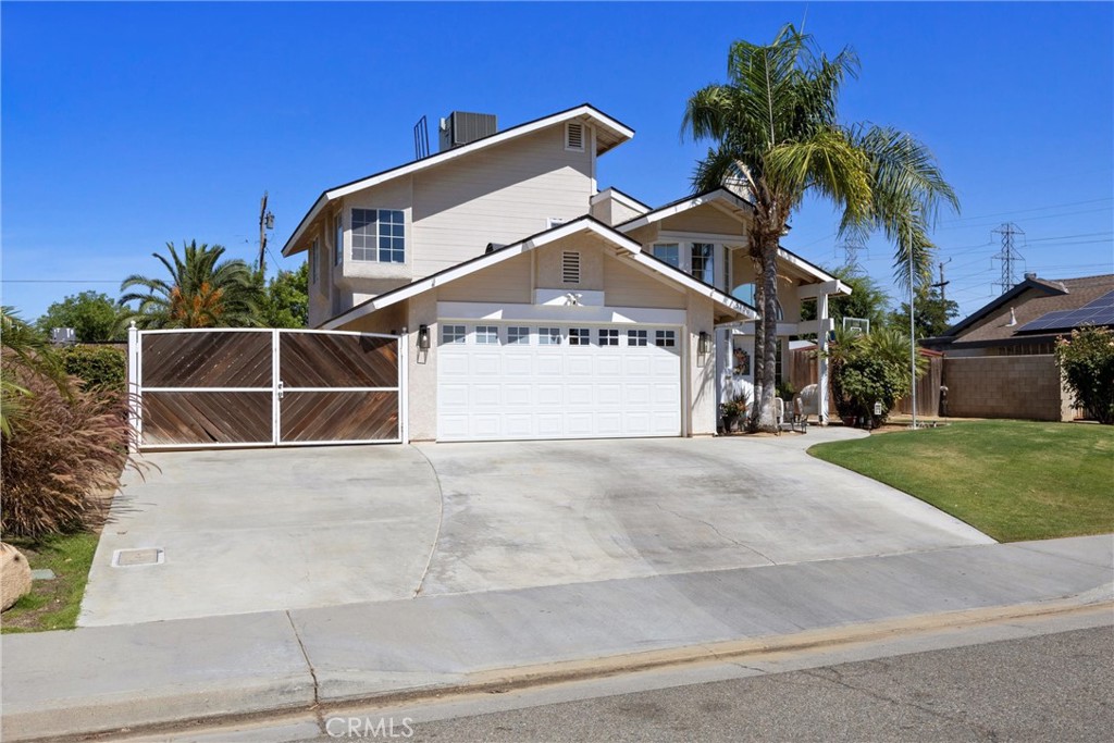 3108 Holbrook Street