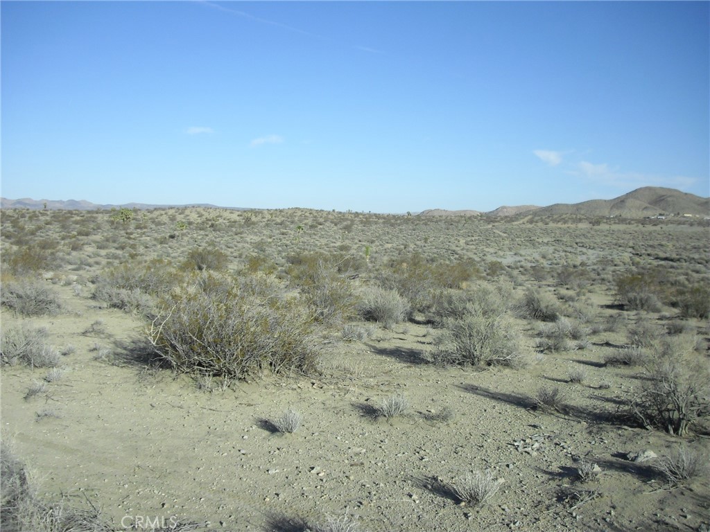 0 E Avenue N-8
