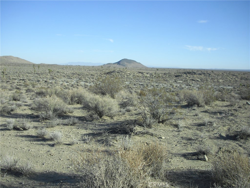 0 E Avenue N-8