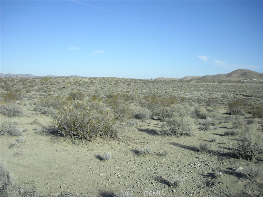 0 E Avenue N-8