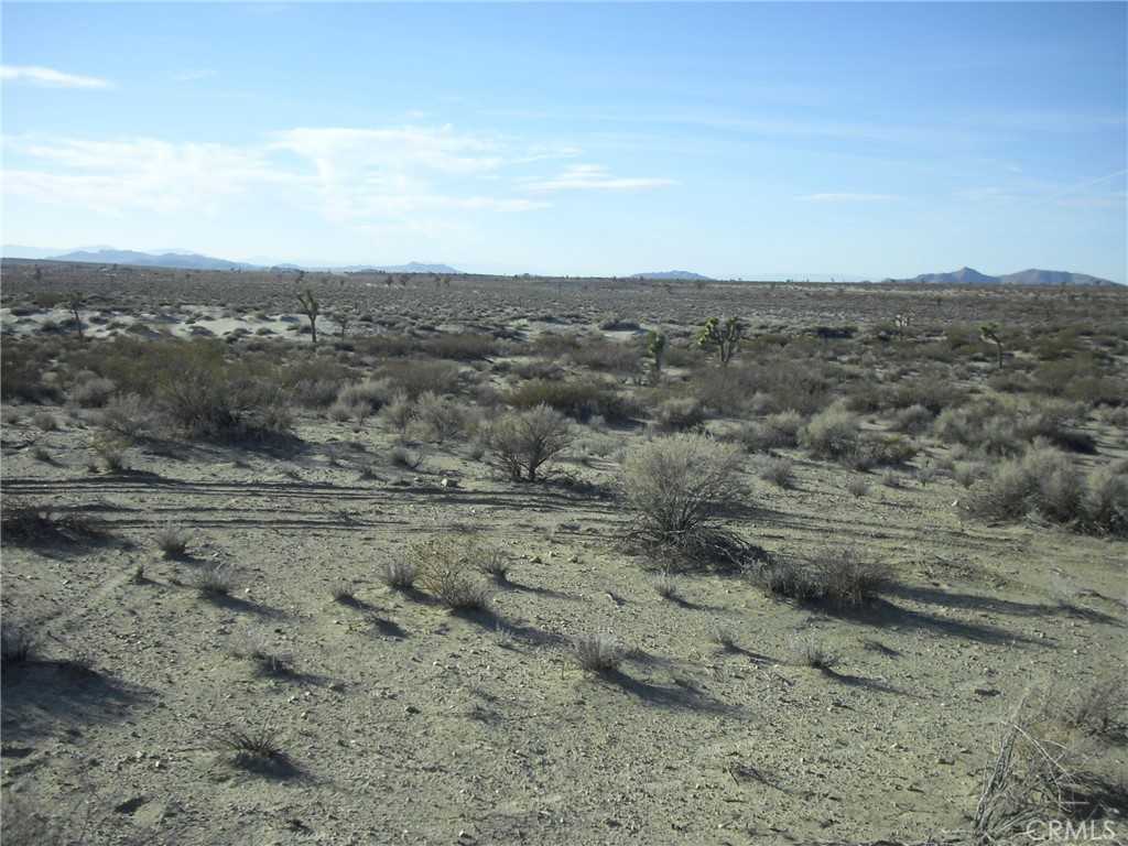 0 E Avenue N-8