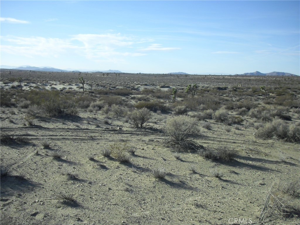 0 E Avenue N-8
