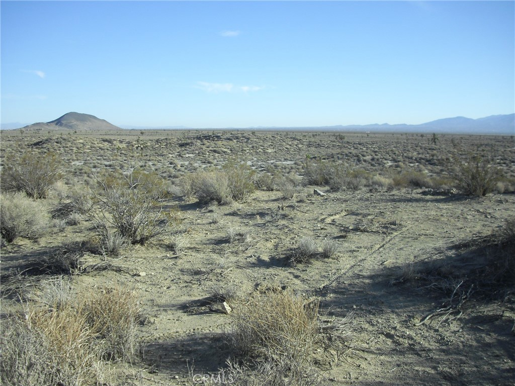 0 E Avenue N-8