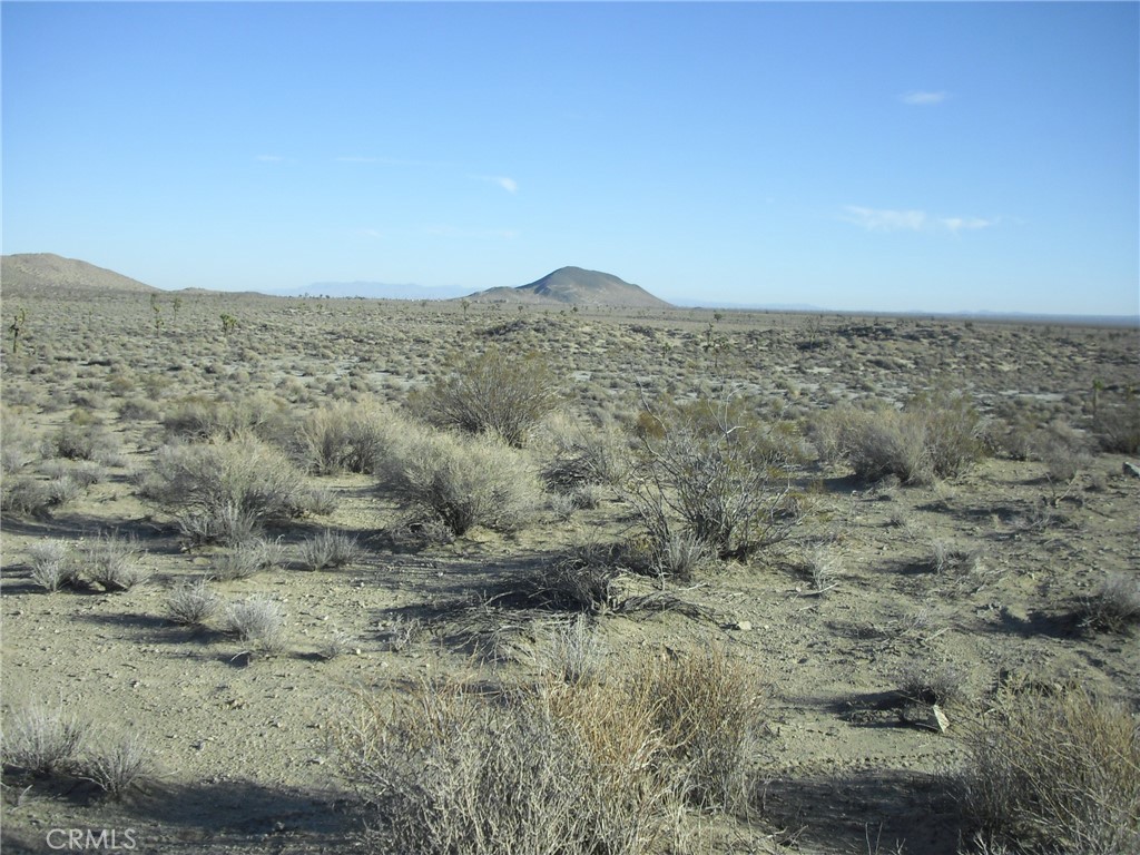 0 E Avenue N-8