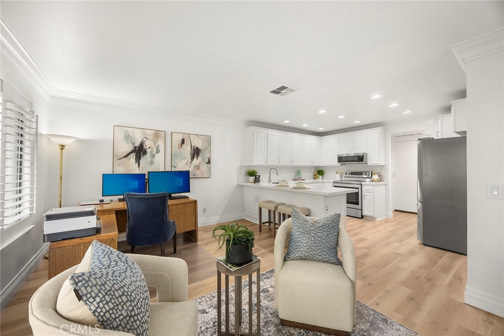 6076 E East Montefino Lane