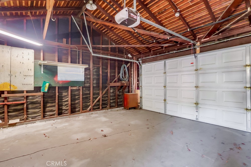 3835 Gundry Avenue