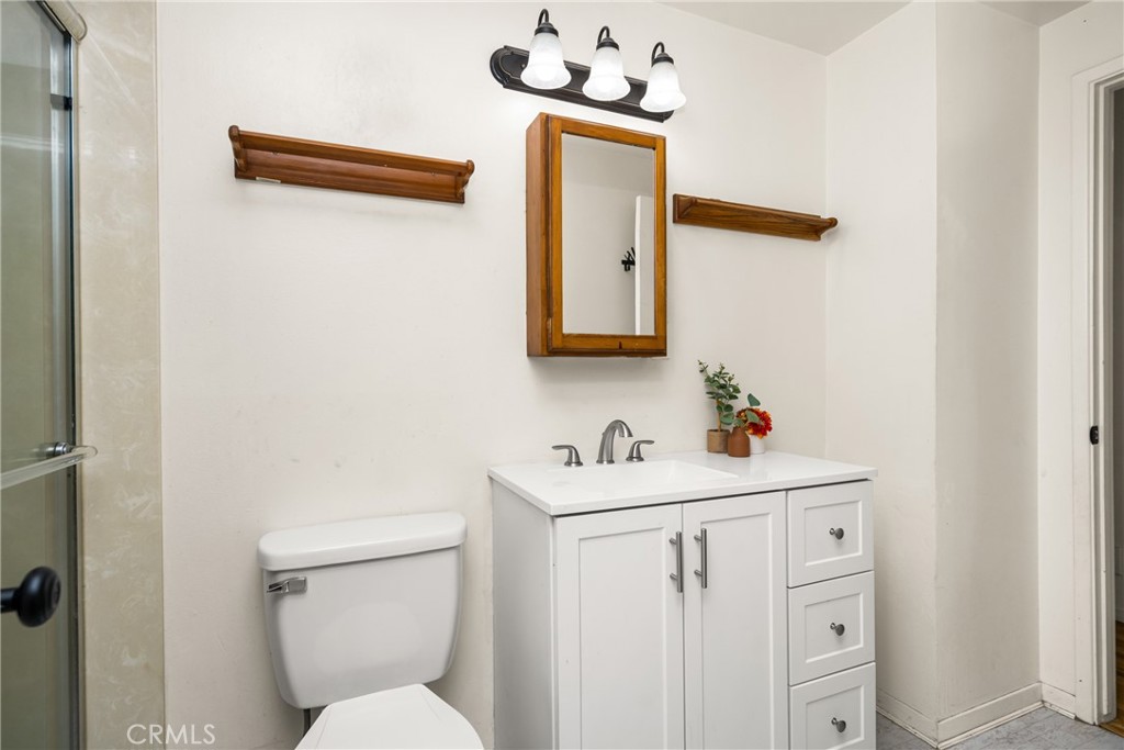 473 West Roberta Avenue