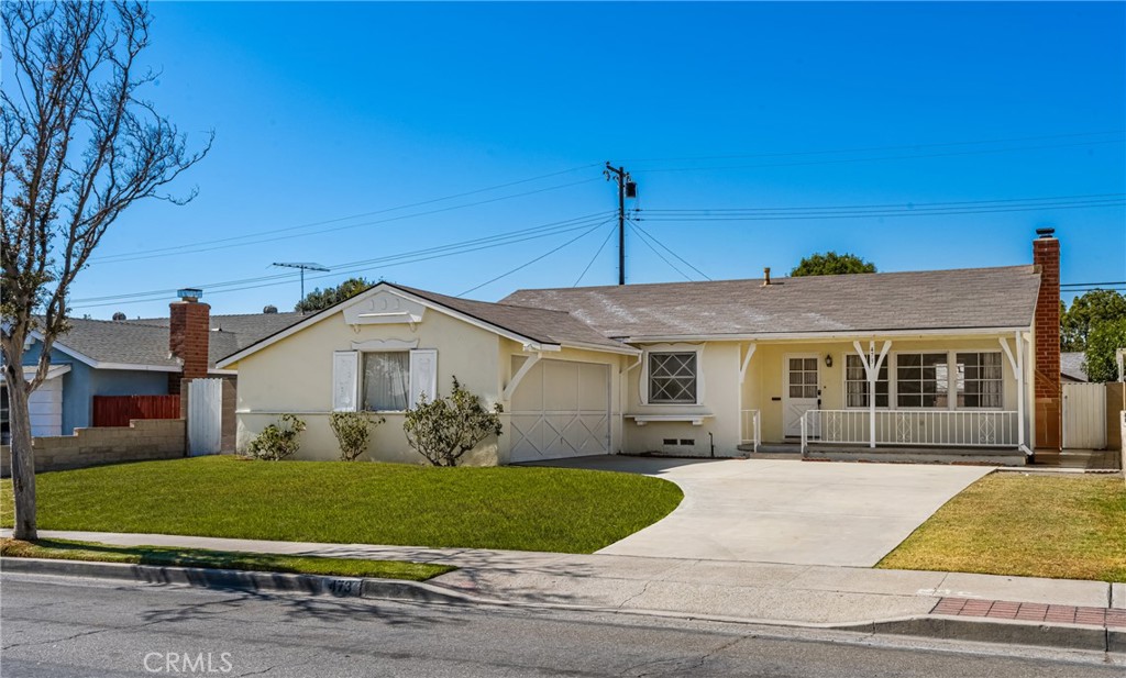 473 West Roberta Avenue