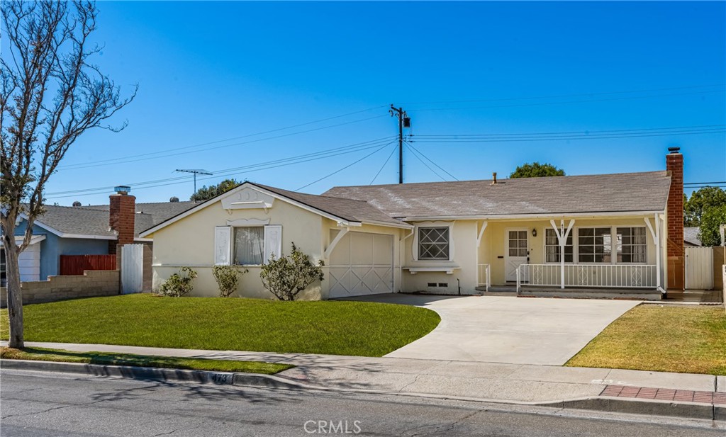 473 West Roberta Avenue