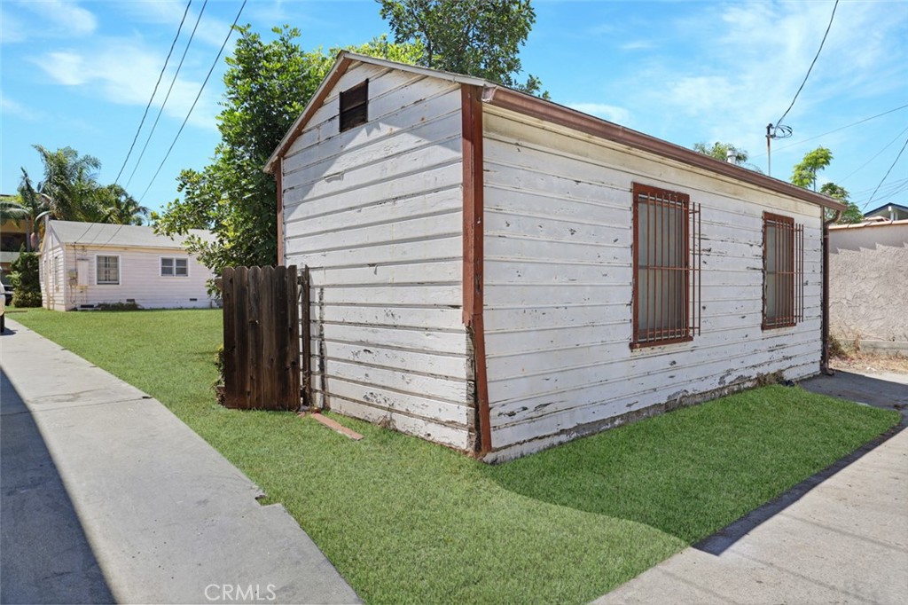 1030 Mira Mar Avenue