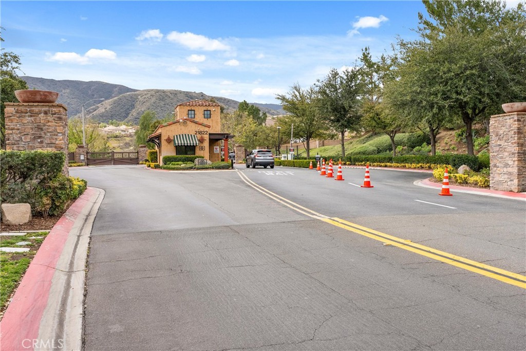 8072 Soft Winds Drive