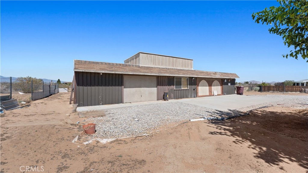 11140 Merino Avenue