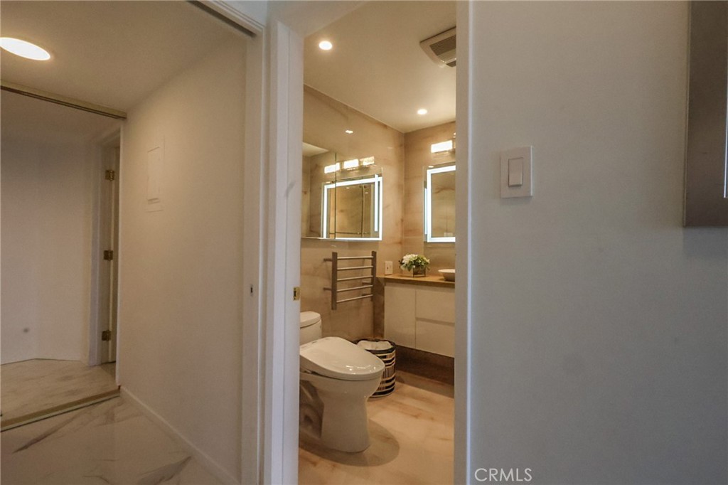 2525 Ocean Boulevard C-1