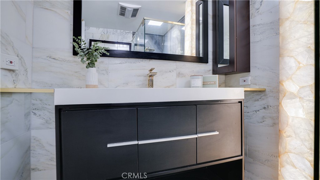 2525 Ocean Boulevard C-1