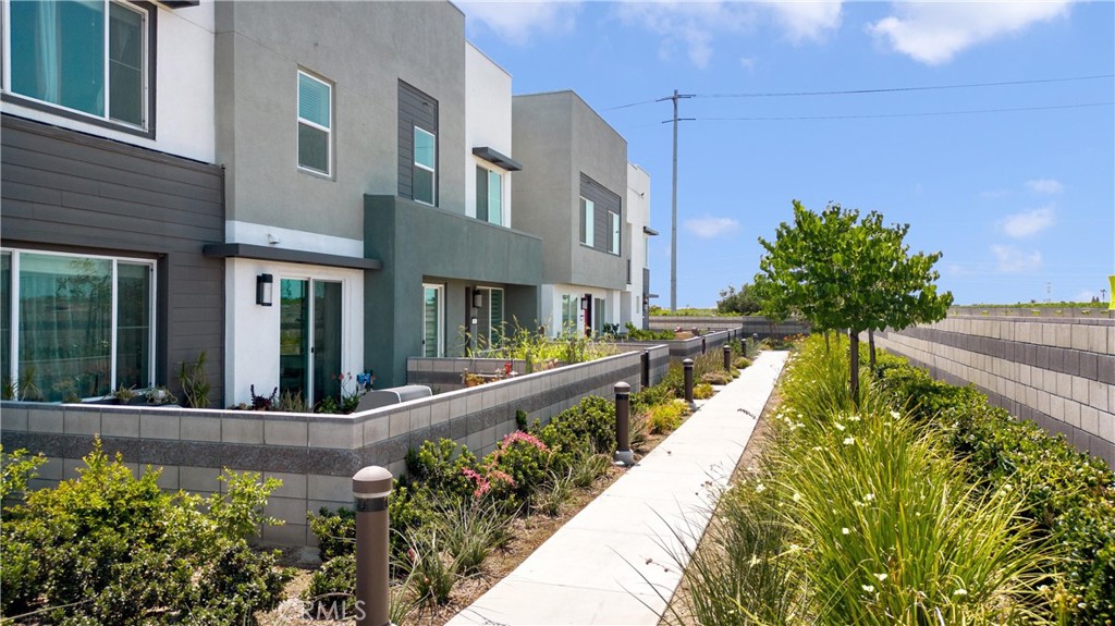 3620 S Allston Paseo 8