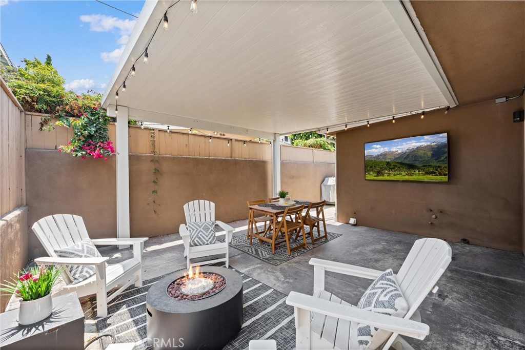 309 W Avenida Palizada