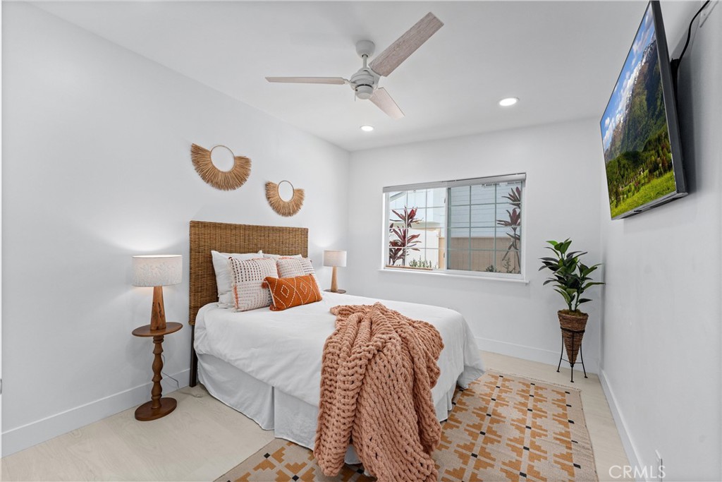 309 W Avenida Palizada