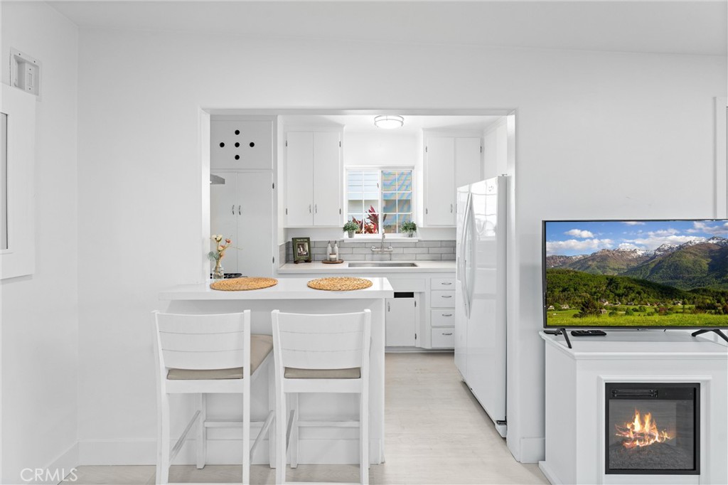 309 W Avenida Palizada