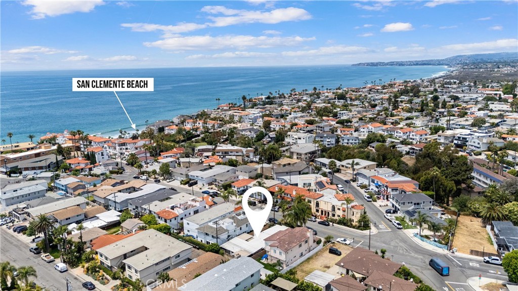 309 W Avenida Palizada