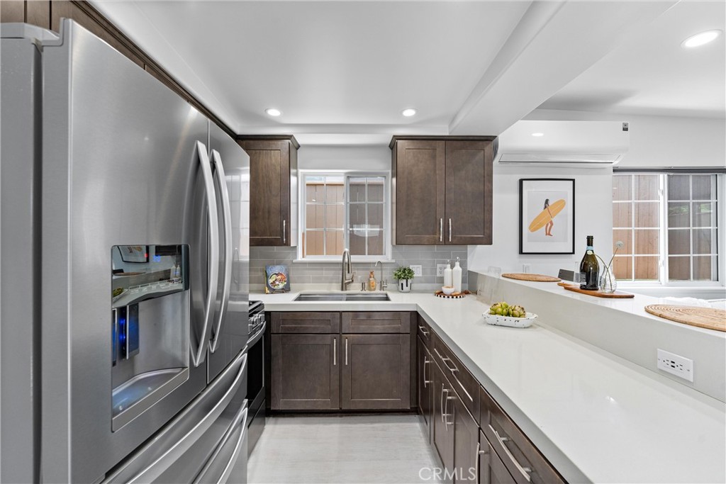 309 W Avenida Palizada