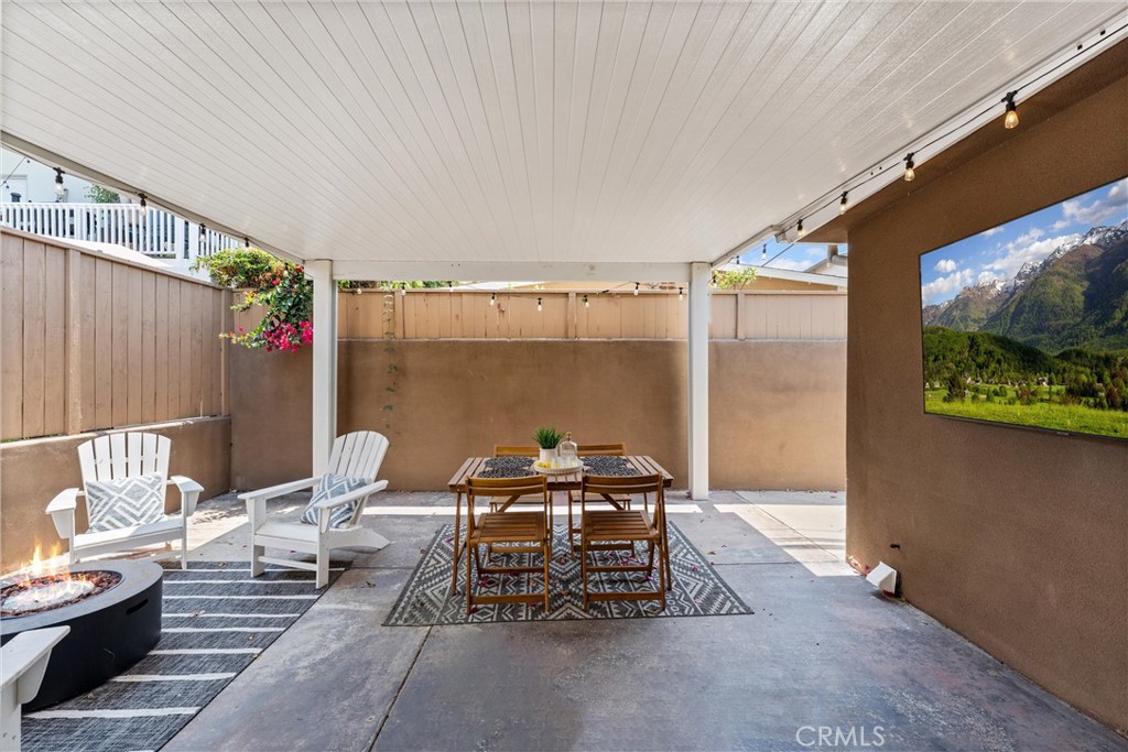 309 W Avenida Palizada