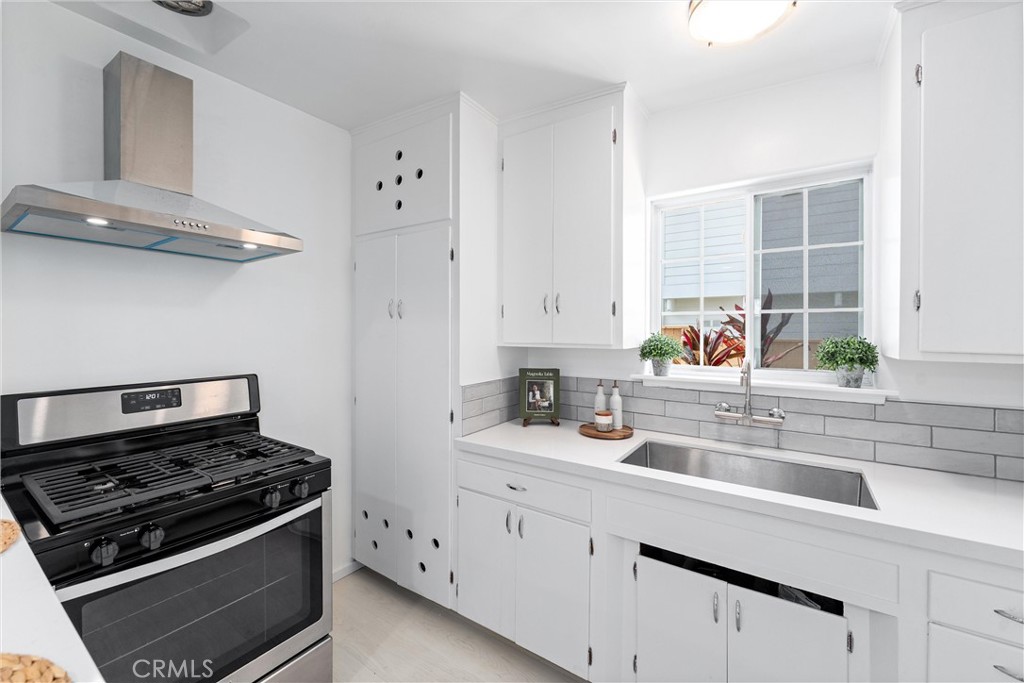 309 W Avenida Palizada