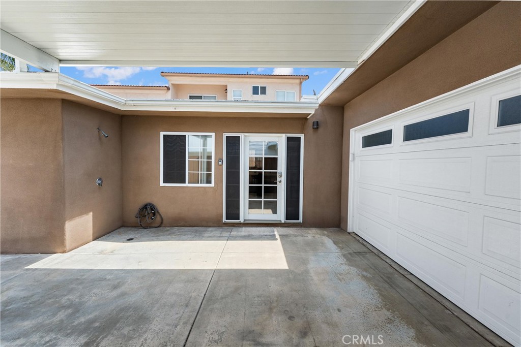 309 W Avenida Palizada