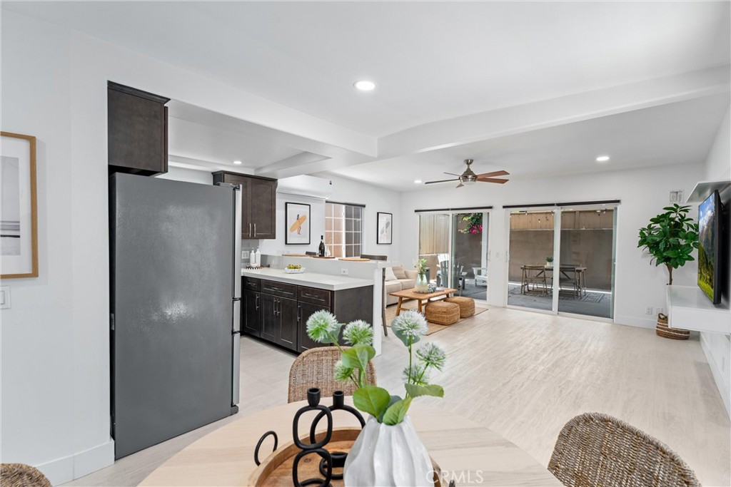 309 W Avenida Palizada