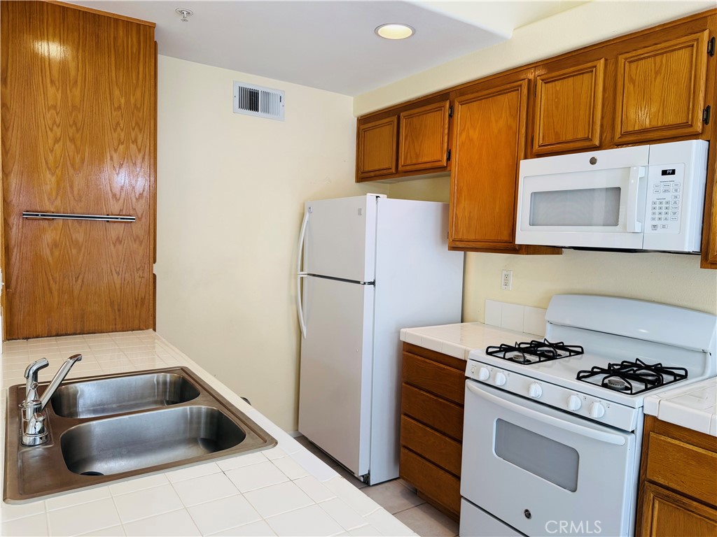 25619 Prospect Avenue