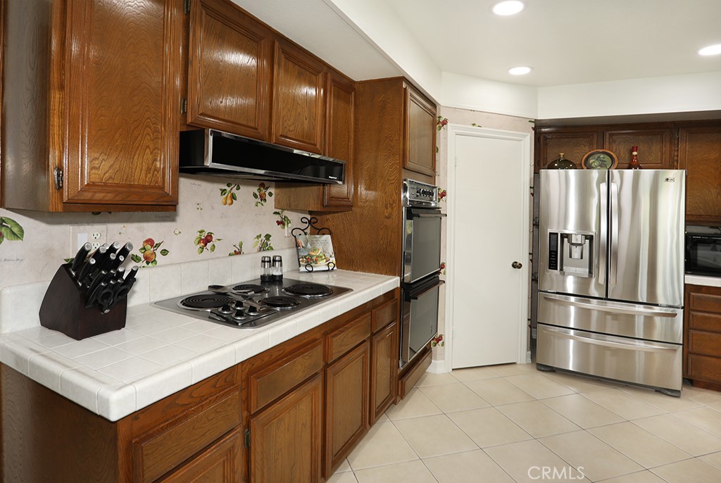 5685 Avenida Florencia