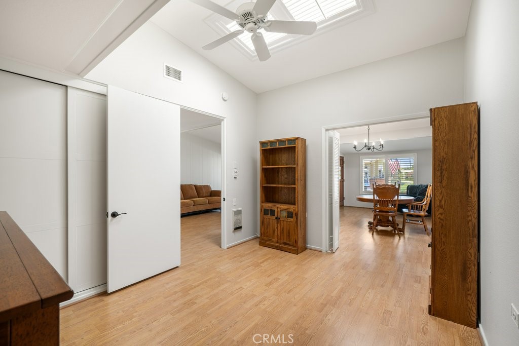 13271 Del Monte Dr M14-33J