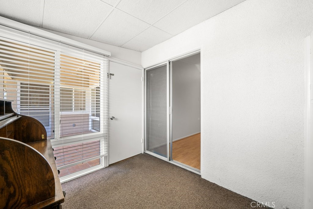 13271 Del Monte Dr M14-33J