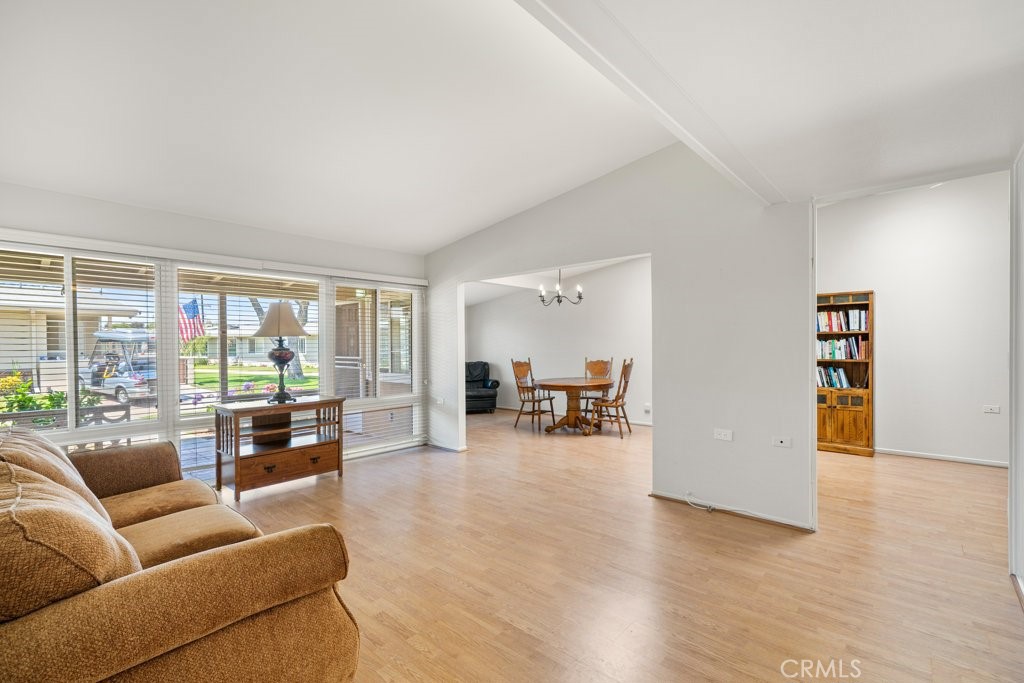 13271 Del Monte Dr M14-33J