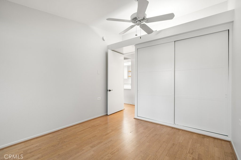 13271 Del Monte Dr M14-33J