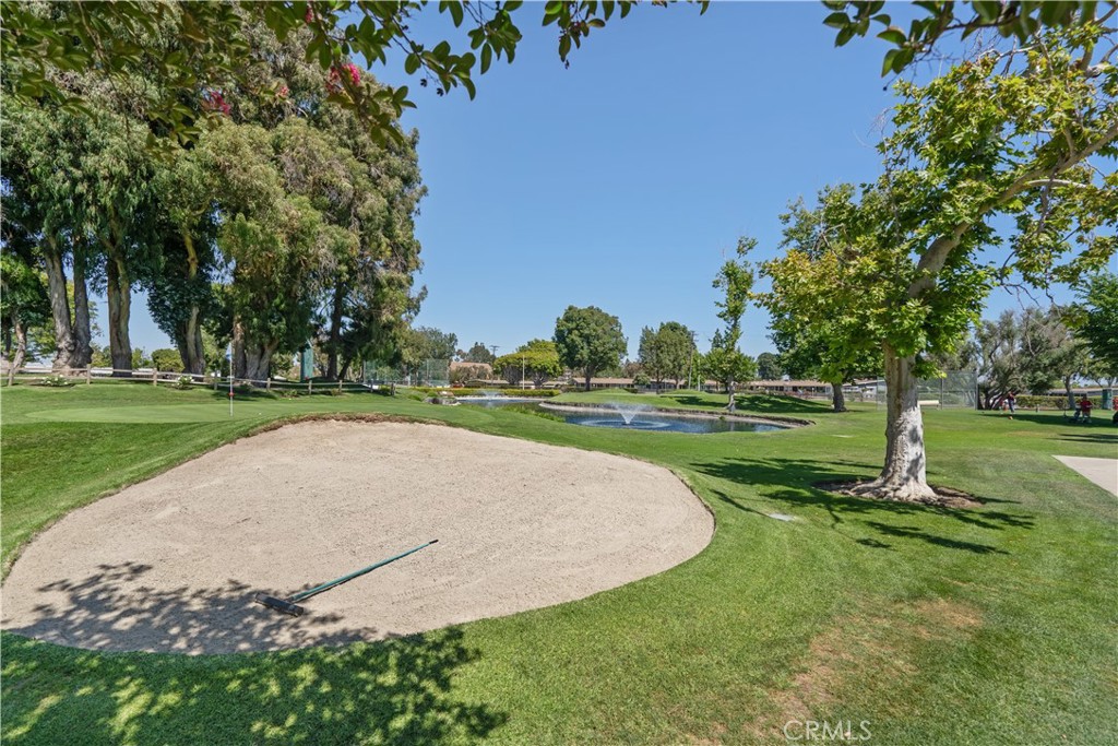 13271 Del Monte Dr M14-33J